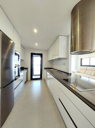 Prodej bytu 3+kk v osobním vlastnictví 95 m², San Miguel de Salinas