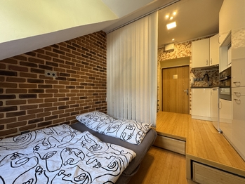 Prodej ubytovacího zařízení 14 m², Karlovy Vary
