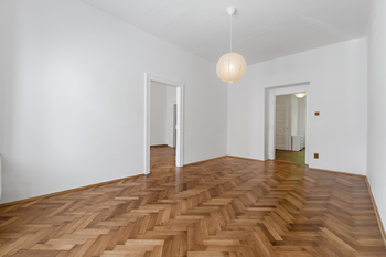 pokoj 1 - Pronájem bytu 2+1 v osobním vlastnictví 70 m², Praha 8 - Libeň