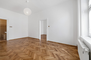 pokoj 2 - Pronájem bytu 2+1 v osobním vlastnictví 70 m², Praha 8 - Libeň