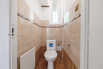 wc - Pronájem bytu 2+1 v osobním vlastnictví 70 m², Praha 8 - Libeň