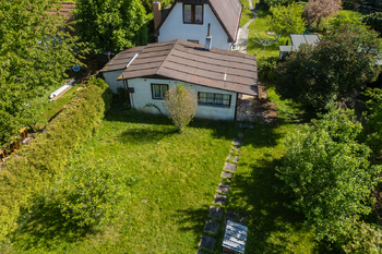 Prodej chaty / chalupy 40 m², Káraný