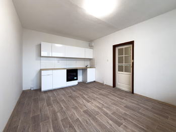 Kuchyňský kout - Pronájem bytu 2+kk v osobním vlastnictví 42 m², Písek