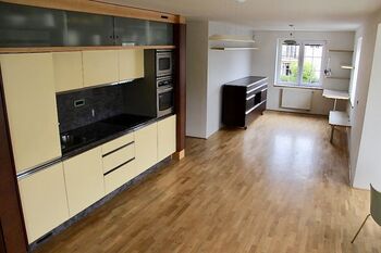 Pronájem bytu 2+kk v osobním vlastnictví 106 m², Vestec