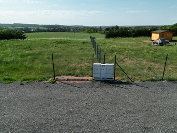 elektrický rozvaděč - Prodej pozemku 2278 m², Lazsko