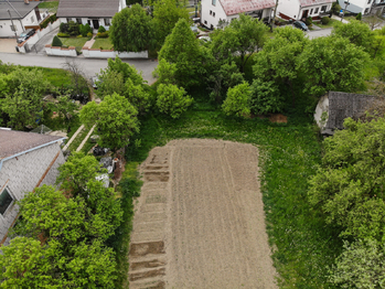 Prodej pozemku 736 m², Doubravy