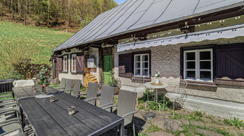 Prodej domu 200 m², Dolní Dvůr