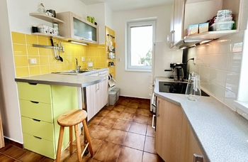 Kuchyně včetně vybavení - Pronájem bytu 2+1 v osobním vlastnictví 52 m², Praha 9 - Koloděje