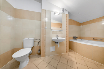 Prodej ubytovacího zařízení 1500 m², Velké Karlovice