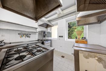 Prodej ubytovacího zařízení 1500 m², Velké Karlovice