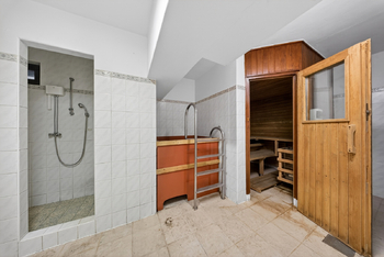 Prodej ubytovacího zařízení 1500 m², Velké Karlovice