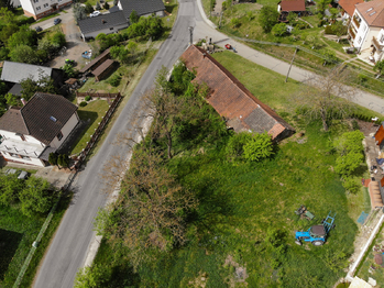 Prodej pozemku 1567 m², Doubravy