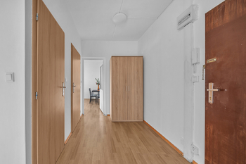 Pronájem bytu 2+1 v osobním vlastnictví 49 m², Milovice