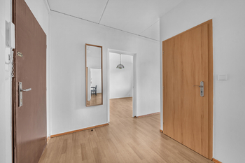 Pronájem bytu 2+1 v osobním vlastnictví 49 m², Milovice