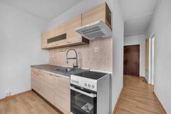 Pronájem bytu 2+1 v osobním vlastnictví 49 m², Milovice