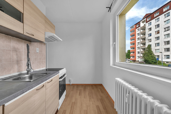 Pronájem bytu 2+1 v osobním vlastnictví 49 m², Milovice