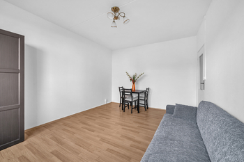Pronájem bytu 2+1 v osobním vlastnictví 49 m², Milovice