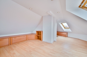 Pronájem bytu atypický v osobním vlastnictví 170 m², Aš
