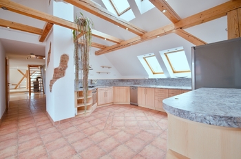 Pronájem bytu atypický v osobním vlastnictví 170 m², Aš