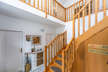 Prodej domu 196 m², Praha 6 - Nebušice