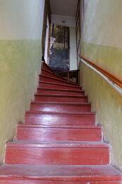 Schody do 2. patra - Prodej domu 170 m², Milevsko