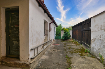 Dvorek - Prodej domu 170 m², Milevsko