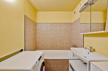 Prodej bytu 3+1 v osobním vlastnictví 73 m², Praha 4 - Hodkovičky