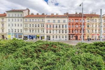 Budova - Prodej bytu 3+kk v osobním vlastnictví 65 m², Praha 5 - Smíchov