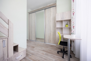 Pokoj - Prodej bytu 3+kk v osobním vlastnictví 65 m², Praha 5 - Smíchov