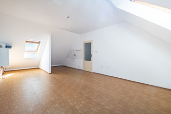 Prodej bytu 1+kk v osobním vlastnictví 35 m², Hrotovice