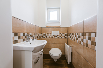 Pronájem kancelářských prostor 70 m², Úvaly