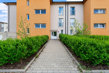 Pronájem bytu 1+kk v osobním vlastnictví 37 m², Nehvizdy
