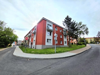 Prodej bytu 1+1 v osobním vlastnictví 43 m², Žatec