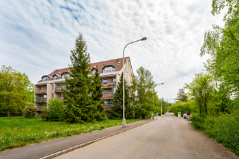 Prodej bytu 4+1 v osobním vlastnictví 78 m², Praha 9 - Újezd nad Lesy