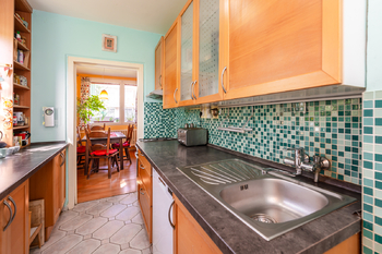 Prodej bytu 4+1 v osobním vlastnictví 78 m², Praha 9 - Újezd nad Lesy