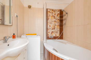 Prodej bytu 4+1 v osobním vlastnictví 78 m², Praha 9 - Újezd nad Lesy