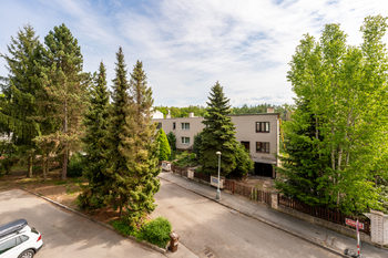 Prodej bytu 4+1 v osobním vlastnictví 78 m², Praha 9 - Újezd nad Lesy