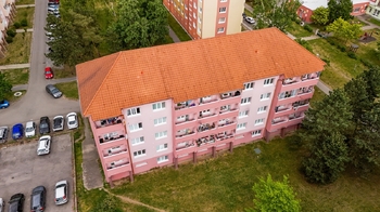 Prodej elegantního a kompletně vybaveného bytu 2+1 s balkonem, 59 m², Cihlářská čtvrť, Hodonín - Prodej bytu 2+1 v osobním vlastnictví 59 m², Hodonín