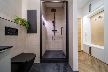 Prodej elegantního a kompletně vybaveného bytu 2+1 s balkonem, 59 m², Cihlářská čtvrť, Hodonín - Prodej bytu 2+1 v osobním vlastnictví 59 m², Hodonín