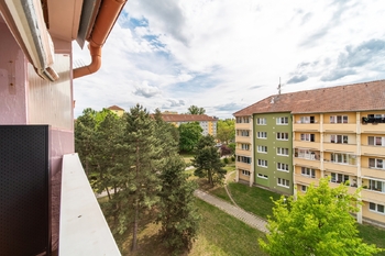 Prodej elegantního a kompletně vybaveného bytu 2+1 s balkonem, 59 m², Cihlářská čtvrť, Hodonín - Prodej bytu 2+1 v osobním vlastnictví 59 m², Hodonín