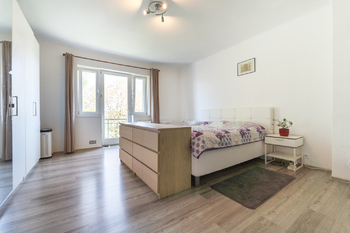 Prodej domu 240 m², Podlesí