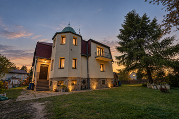 Prodej domu 240 m², Podlesí