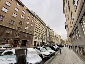 Pronájem bytu 2+1 v osobním vlastnictví 72 m², Praha 1 - Nové Město
