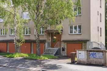 Dům - Prodej bytu 3+kk v osobním vlastnictví 40 m², Praha 8 - Kobylisy