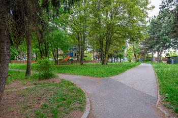 Prodej bytu 3+1 v osobním vlastnictví 80 m², Praha 5 - Zličín