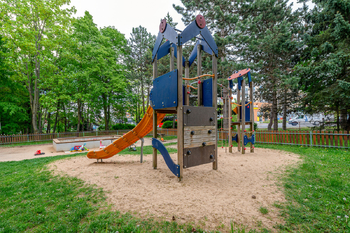Prodej bytu 3+1 v osobním vlastnictví 80 m², Praha 5 - Zličín