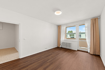 Prodej bytu 3+1 v osobním vlastnictví 80 m², Praha 5 - Zličín