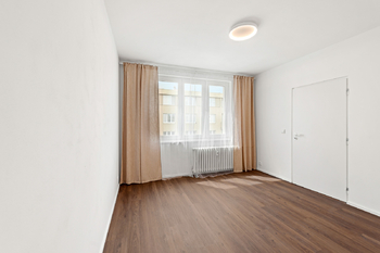 Prodej bytu 3+1 v osobním vlastnictví 80 m², Praha 5 - Zličín