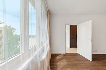 Prodej bytu 3+1 v osobním vlastnictví 80 m², Praha 5 - Zličín