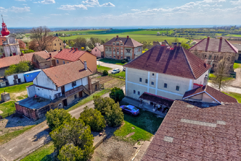 Prodej zemědělského objektu 200 m², Nebužely